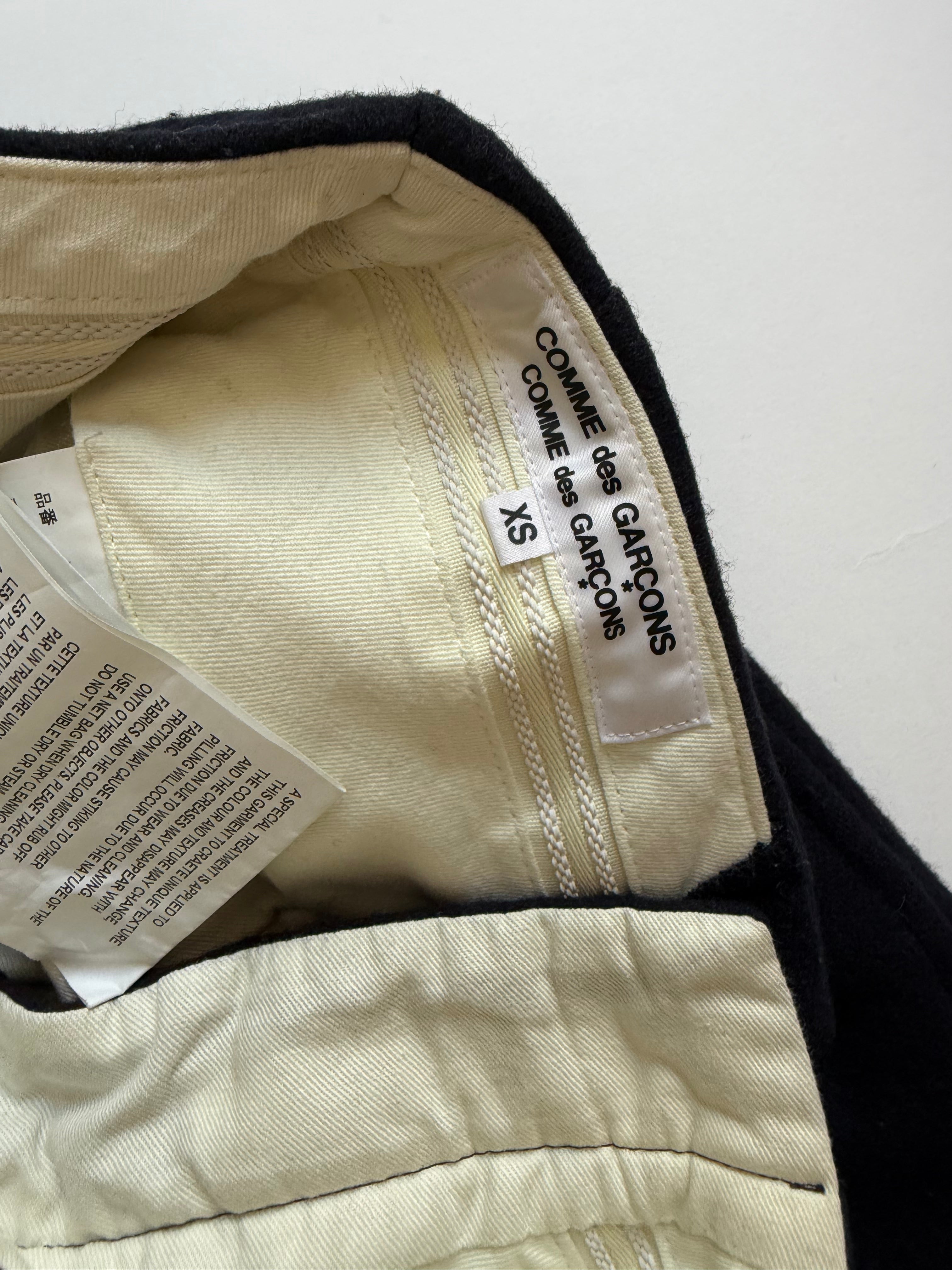 Comme Des Garçons Capri