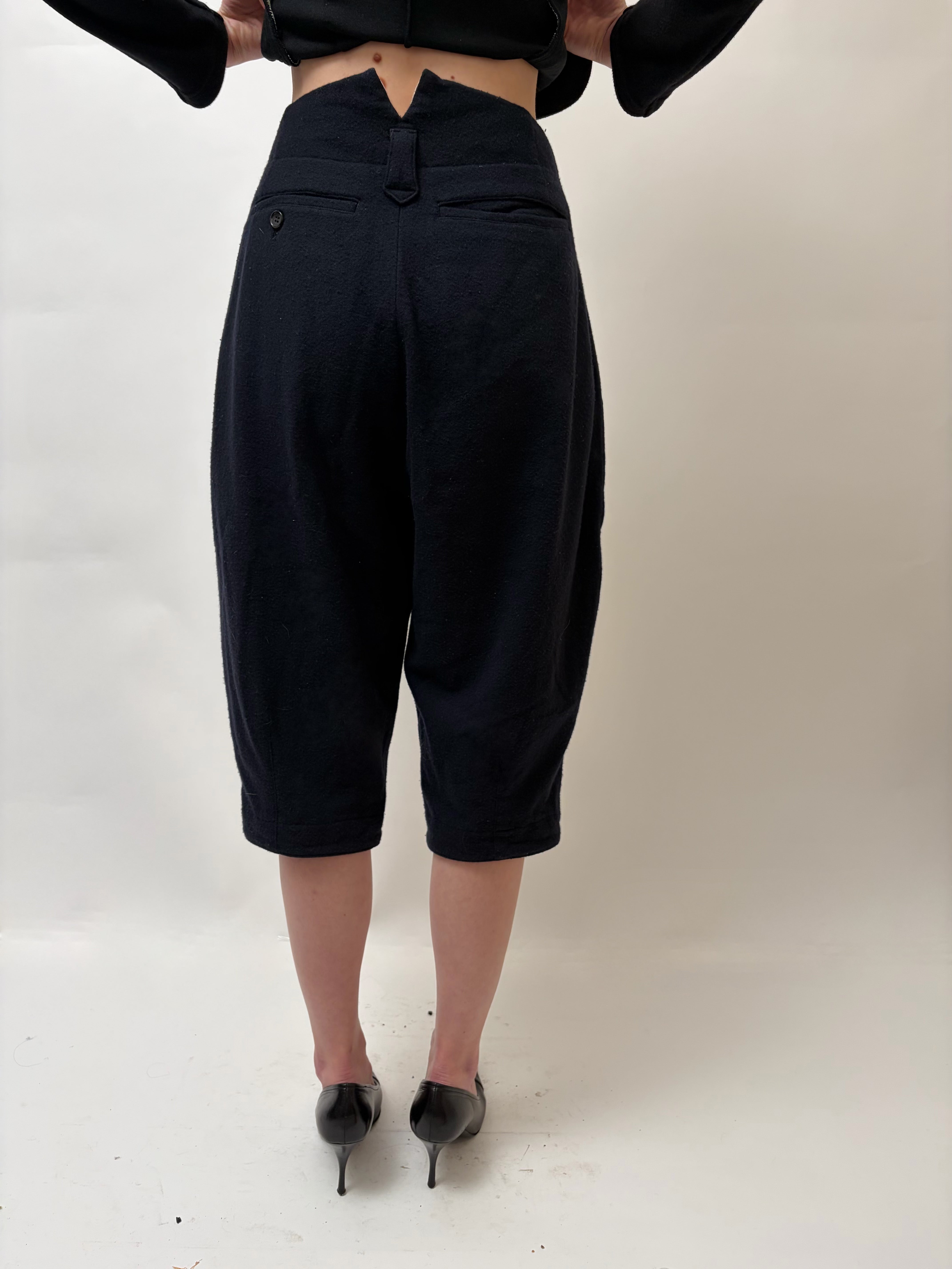 Comme Des Garçons Capri