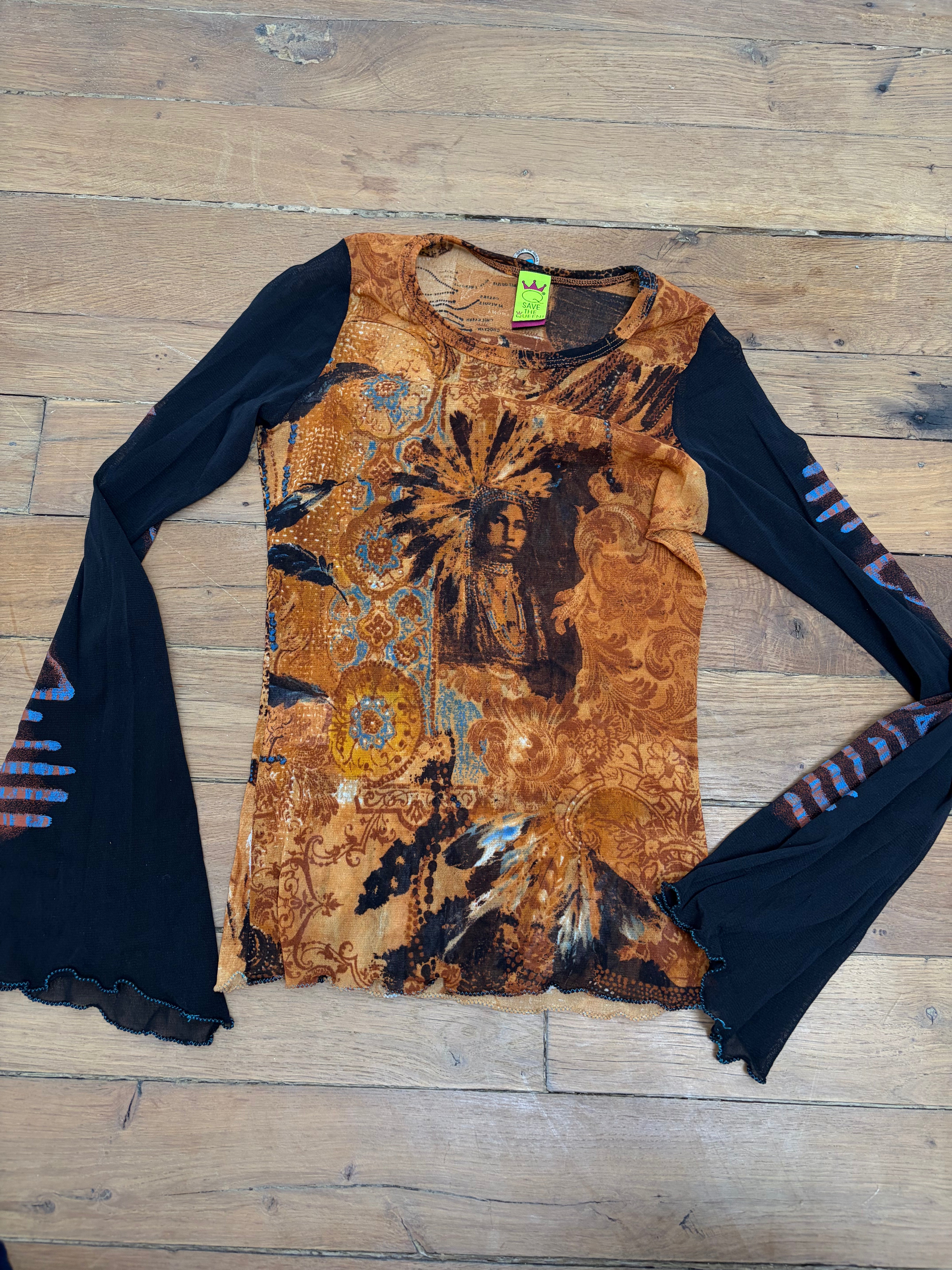 Save The Queen Top