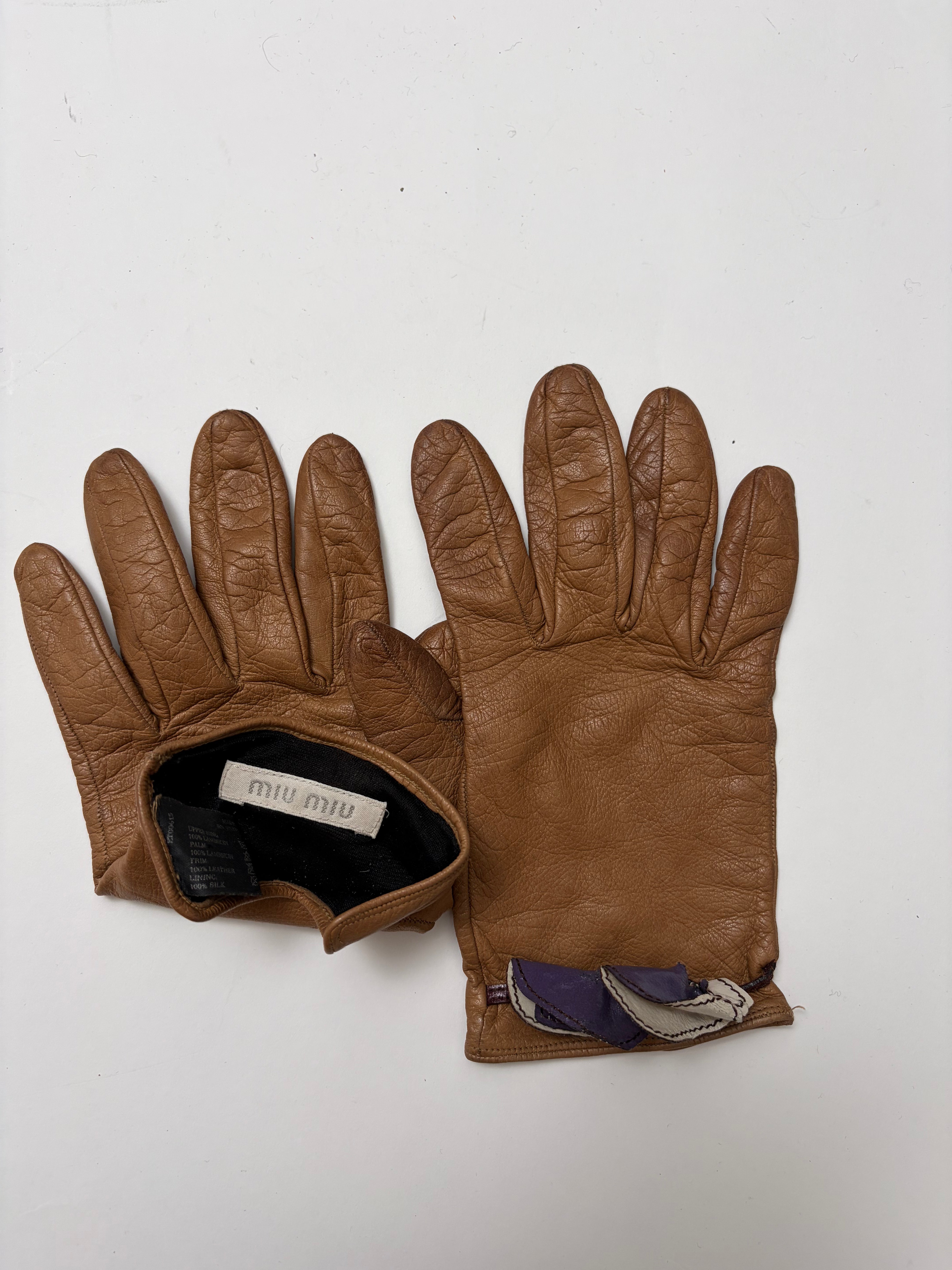 Miu Miu 90s Gloves